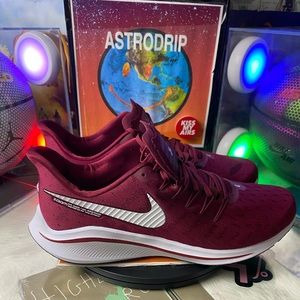 🆕  Nike Air Zoom Vomero Berry - Size: Womens 12